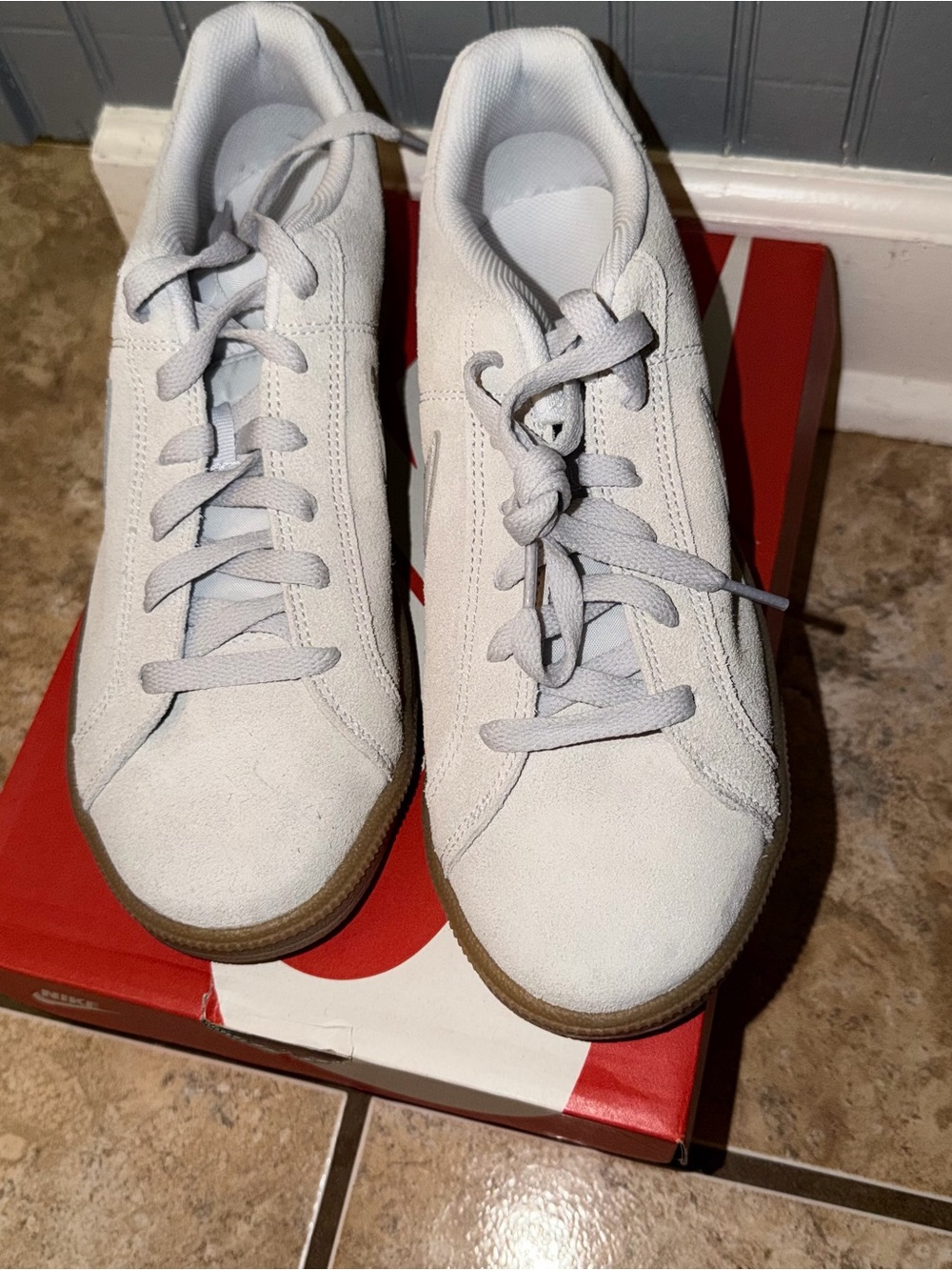 Nike COURT ROYALE SUEDE WOMENS 9.5 - Picture 3 of 7